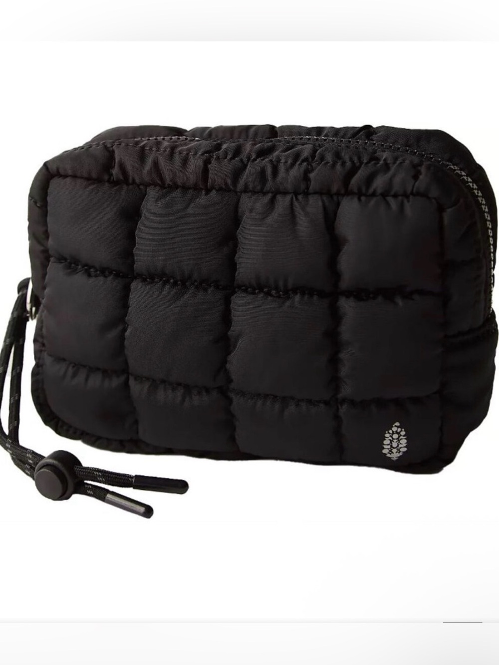 🌺Free People Black Quilted Mini Case